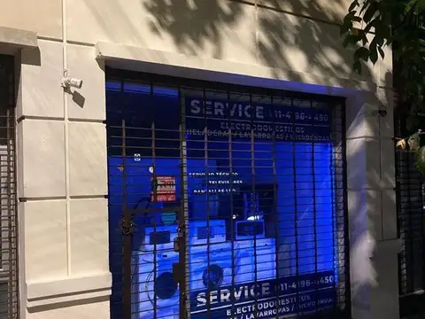 Hermoso local en lomas de zamora