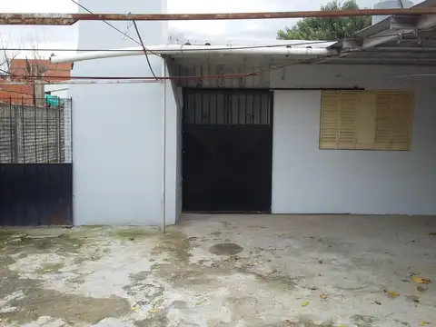 CASA EN VENTA BARRIO SAN JACINTO - ZARATE