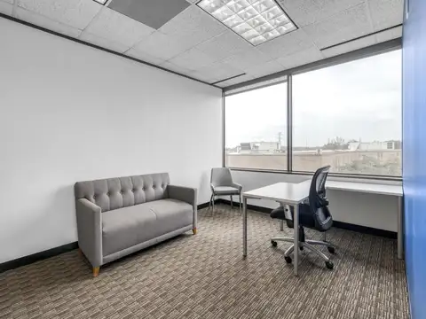 Oficina en Alquiler en Recoleta, USD 168