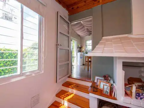 Depto Tipo Casa en Venta con 1 cocheras