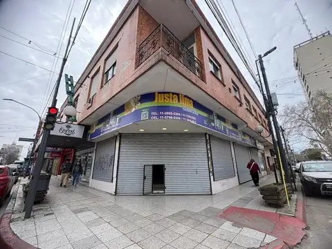 LOCAL EN ALQUILER ZARATE