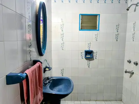 VENTA CASA + DPTO EN VILLA LA BOLSA