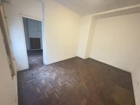 Gascón  al 1700 - piso 1ero "E"