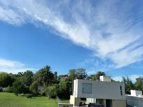 Lotes a la venta en Barrio Cerrado