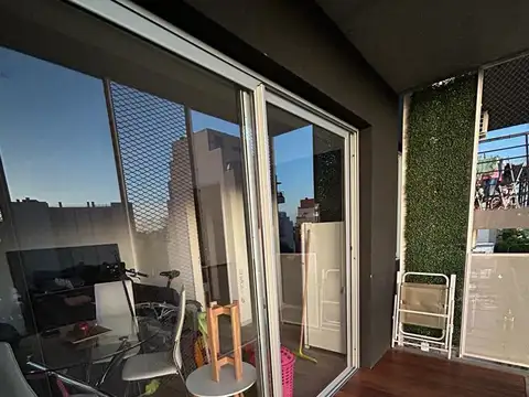 1 ambiente con Amenities! V urquiza{disponible 25 de agosto