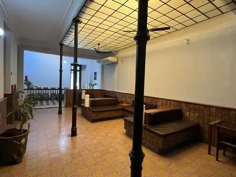 Local en Venta 35 años