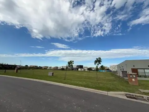 Terreno en Venta en Pilar del Este - Santa Lucia, Countries y Barrios Cerrados en Pilar