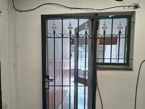 Depto Tipo Casa en Alquiler de 1 dormitorio