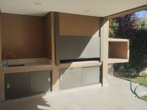 Casa en Venta en Villa Nueva de Guaymallen, USD 340.000