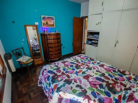 Casa 4 ambientes con 1 baño