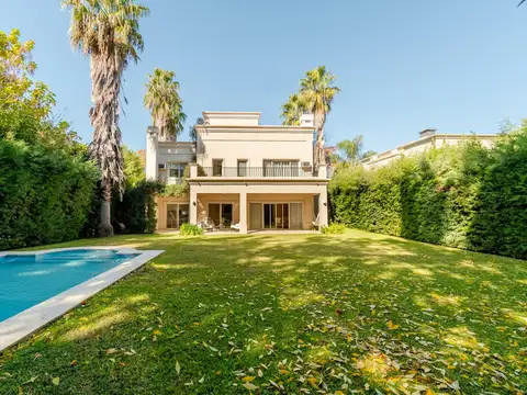 Divina casa en venta en Haras del Pilar – La Pradera I con gran jardín y piscina.