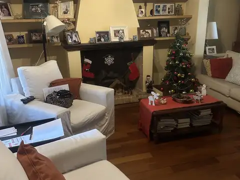 Carlos Pellegrini 2500