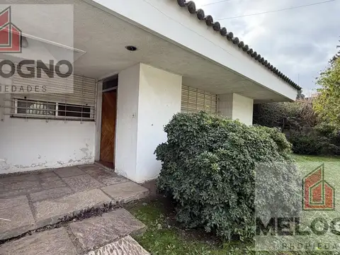 Casa 3 ambientes con 2 baños