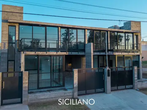 Depto Tipo Casa en Venta de 3 ambientes