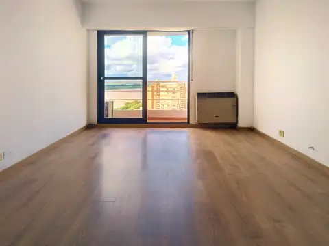 Mitre y Catamarca: hermoso (reciclado) 1 dorm (c/ seguridad priv)