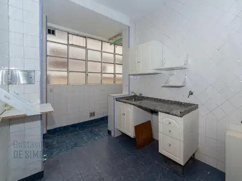 VENTA DEPARTAMENTO EN RECOLETA | 4 AMBIENTES CON DEPENDECIA | BALCON AL FRENTE | LUMINOSO