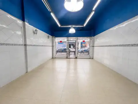 LOCAL EN VENTA CON PH 2 AMBIENTES MONSERRAT