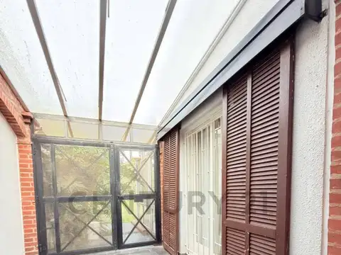 46 entre 138 y 139. Casa de 5 AMBIENTES en Venta, San Carlos, La Plata.