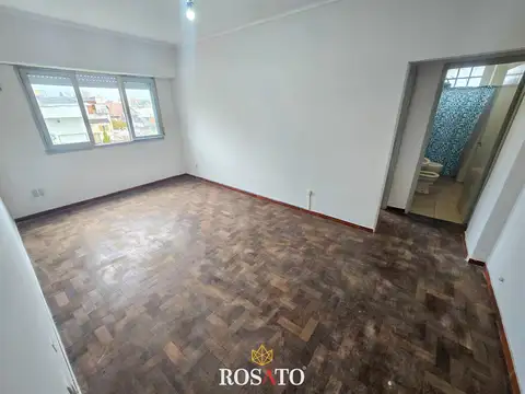 Alquiler departamento 2 ambientes en Villa Lugano – 2° piso por escalera