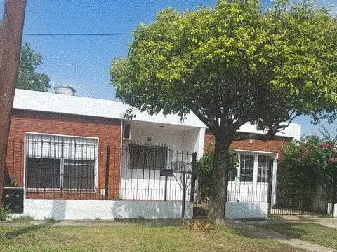 Carlos Bunge 3300