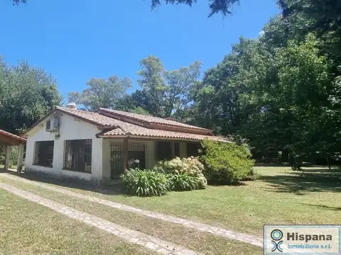 Casa en venta sobre calle Haydn. Parque Udaondo! en Del Viso CON PLANOS