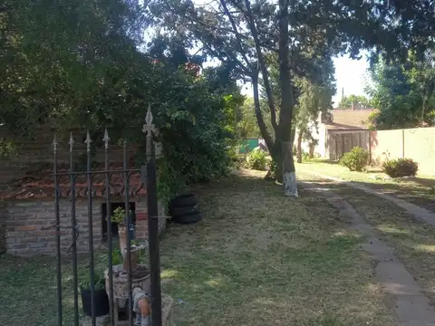 Fernandez De La Cruz