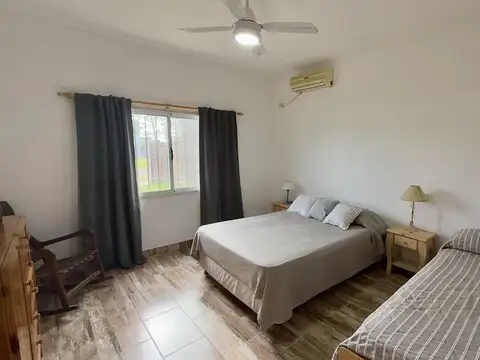 Casa 5 ambientes con 1 baño