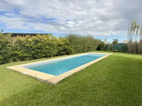 Cuál de Sac 7 al 1600, Barrio Las Tardes, Roldán