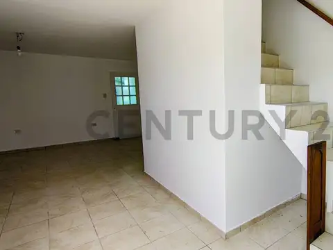 Casa en Alquiler en Manuel B Gonnet, $ 580.000