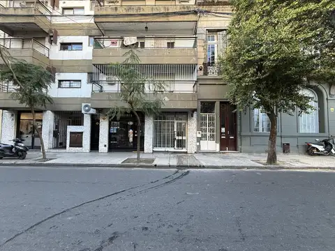 Local en Venta 50 años