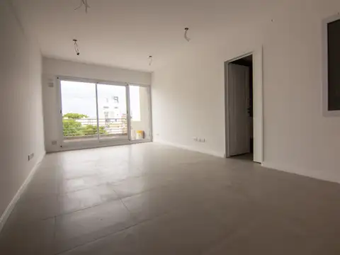 Excelente! 1½ AMBIENTE Al frente con vista abierta