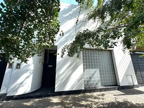 Casa en venta de 4 ambientes en Haedo Chico