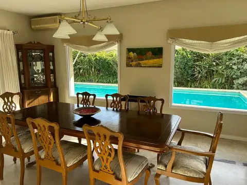 Casa en Venta de 4 dormitorios