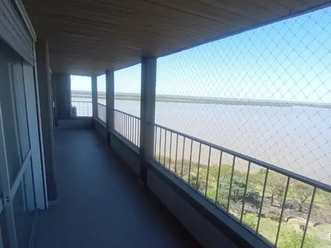 Departamento en Alquiler de 5 ambientes