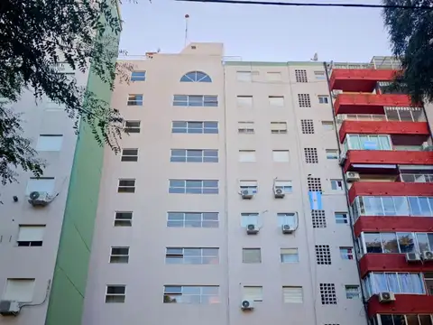 Departamento 3 ambientes en venta en M. Coronado