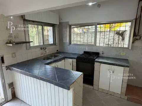 Casa en alquiler, Benavidez centro.