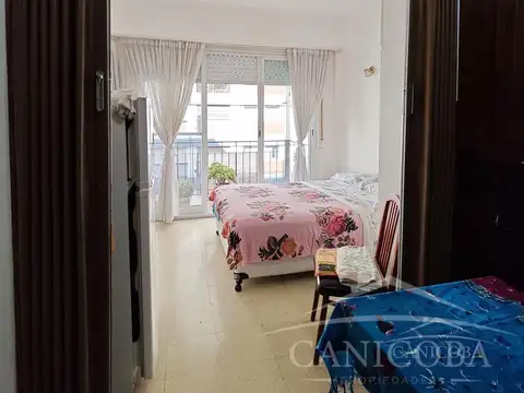 Departamento en Venta en Plaza Colon, USD 67.000
