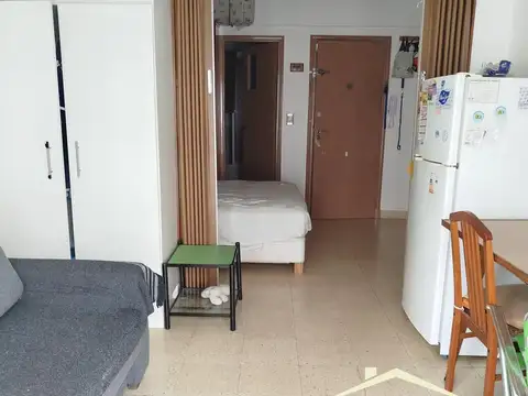 Departamento en Venta en Plaza Colon, USD 67.000