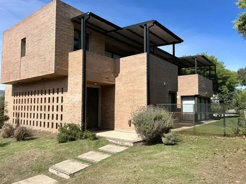 Casa en Venta en Mendiolaza, Colón