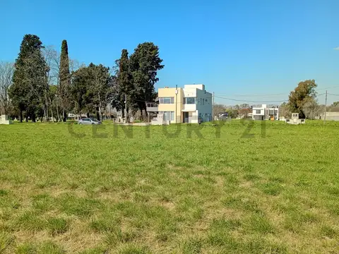 Av. Balbin 3300, Piso 0