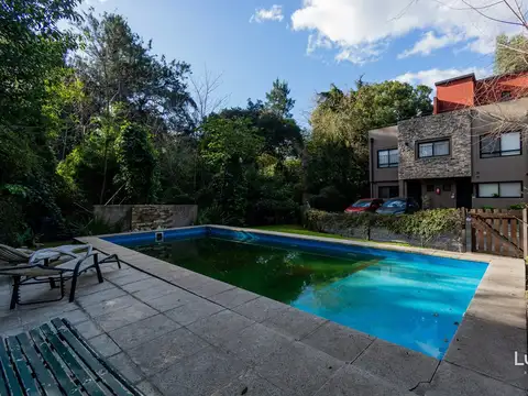 Casa 5 ambientes con 2 baños