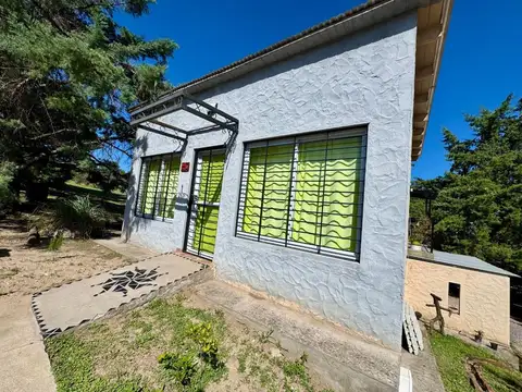 VENTA COMPLEJO DE CABAÑAS TANTI 3 UNIDADES PILETA