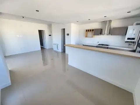 DEPARTAMENTO VENTA DOS AMBIENTES ESTRENAR BALCON PARRILLA