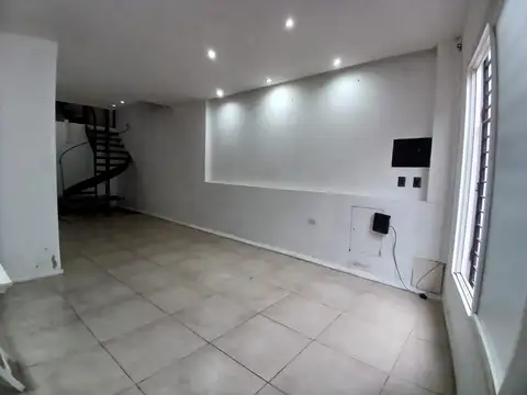 Excelente casa para uso profesional/comercial sobre Pasaje en Palermo Soho!