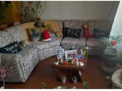 VENDO DEPTO 2 AMB. FRENTE EN P. BAJA CIUDADELA