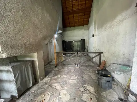 Depto Tipo Casa en Alquiler de 4 ambientes