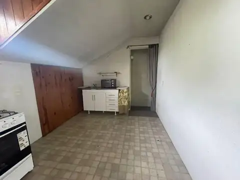 Depto Tipo Casa en Alquiler con 1 cocheras