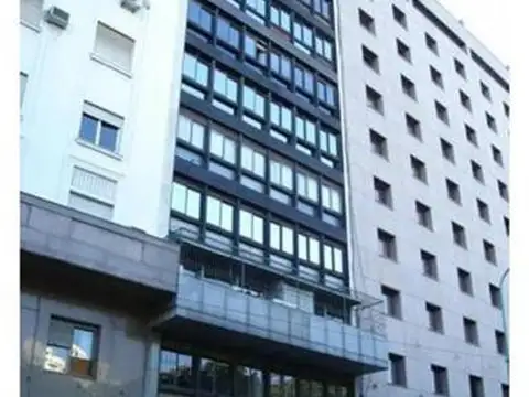 Oficina e planta libre con cocina