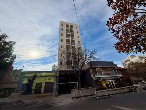 VENTA FUNCIONAL EN CASTELLI 165, A ESTRENAR