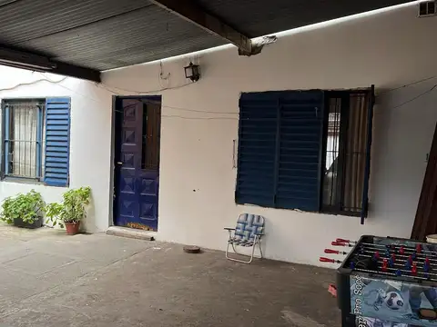 Casa  tres dormitorios-  La Plata Villa Elvira